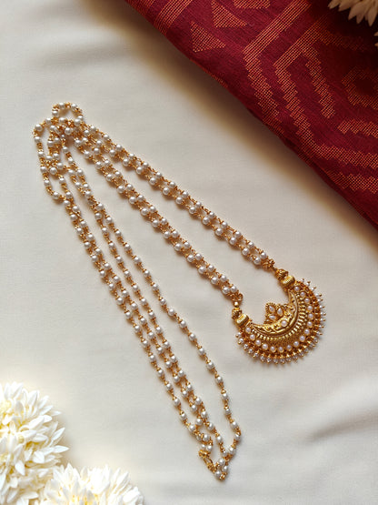 Half Moon Pearl Necklace