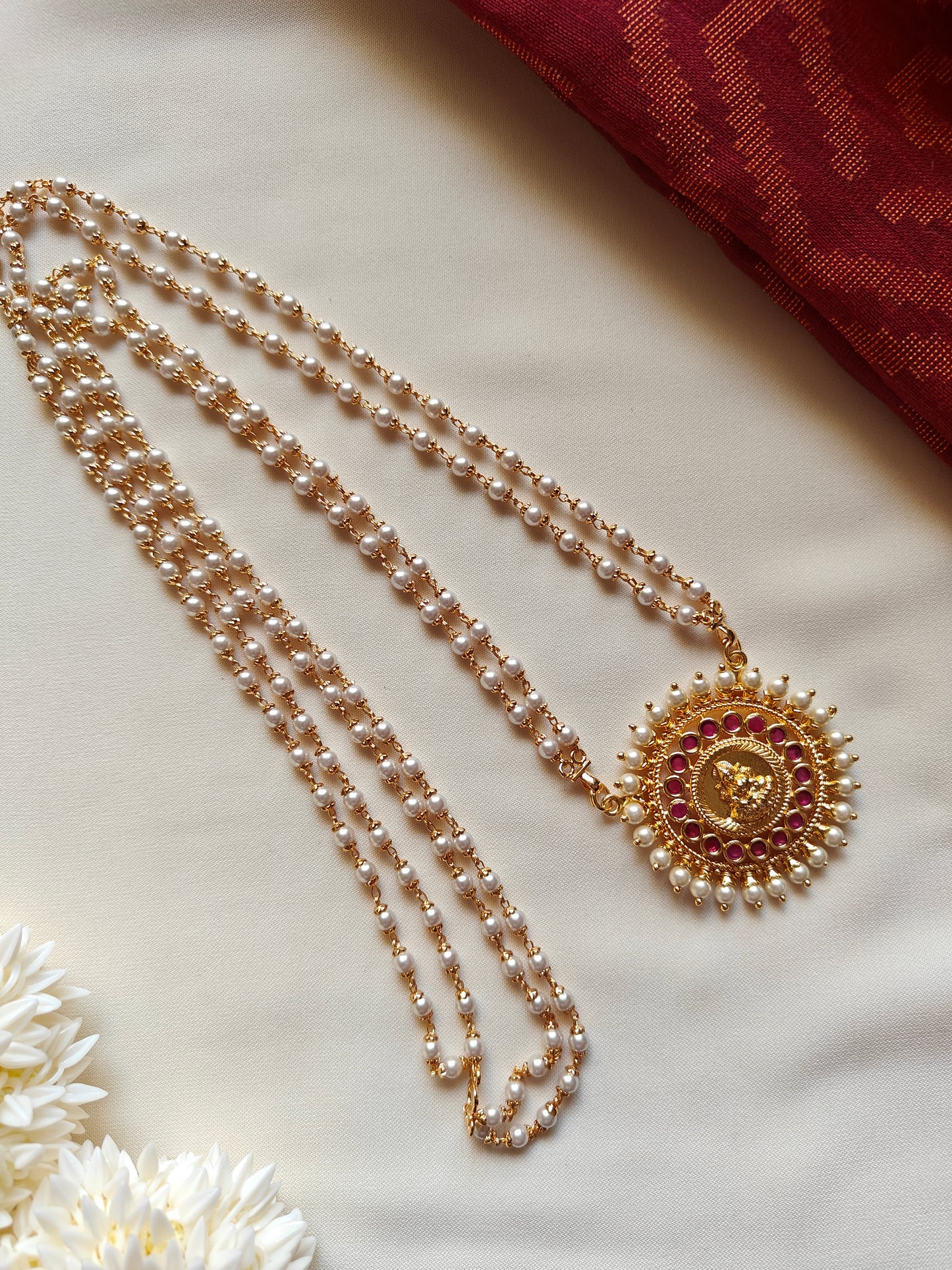 Laxmi Kemp Pearl Necklace